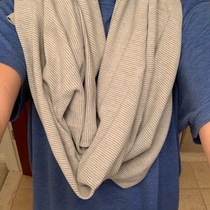 Reversible Lululemon Vinyasa Scarf